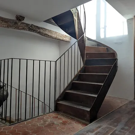 The Artist's House - Repeat Listing